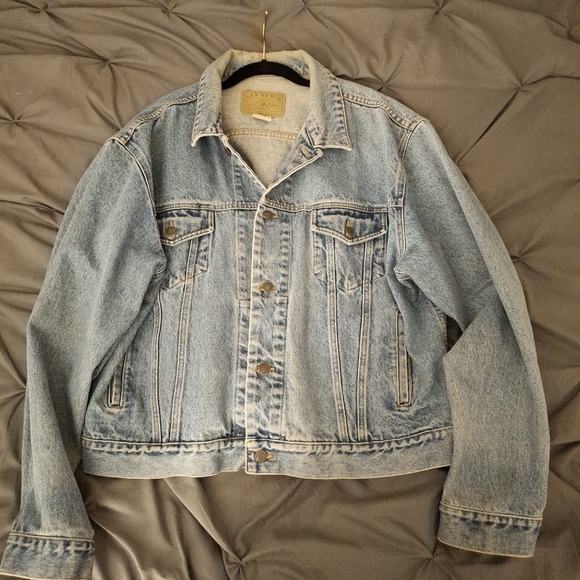 GAP Men's Vintage Stone Washed Denim Jacket - Picture 6 of 6